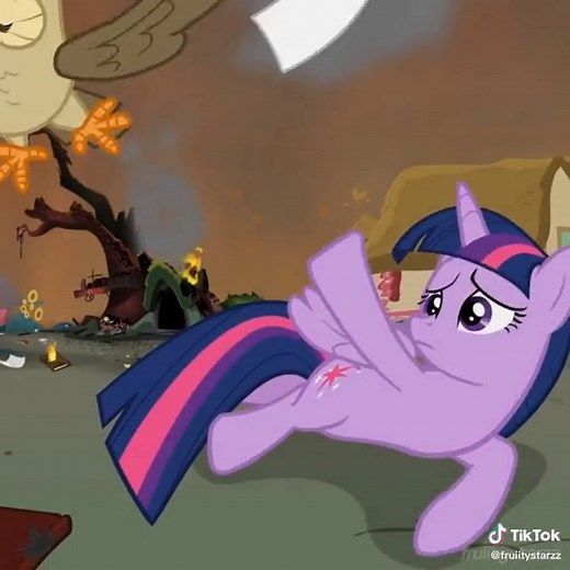 one of the best fight scenes!! #mlp #mylittlepony #twilightsparkle #mylittleponyfriendshipismagic #mlpedit #mlpfandom #fyp