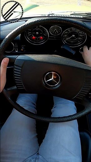 Mercedes-Benz 200 /8 W115 95 PS Exhaust and Engine Sound