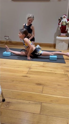 Practice your over-split with yoga blocks! #splits #getyoursplit #oversplit #cheer #flexibility