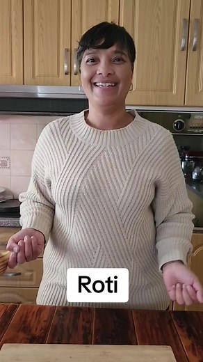 Fluffy and Delicious Homemade Rotis | Easy Recipe for Flaky Rooties