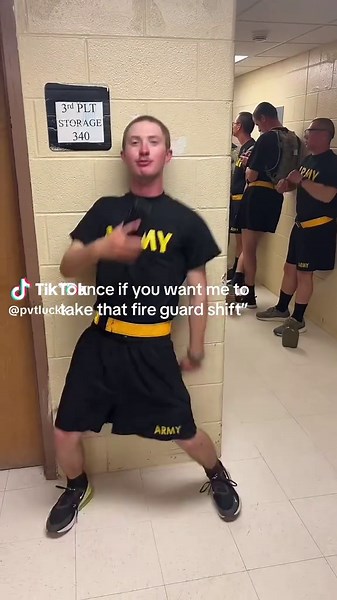 Cooper got them moves🕺🕺🕺#fyp#army#military#xyzbca#freakyfriday