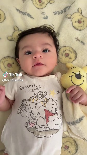 Buenos Días con Winnie the Pooh: Momentos Dulces