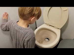 Toilet Tour: Christmas Trains and Potties