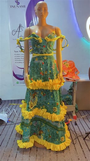 Modèle unique 😌😌😌😍😍#tsunamistyle #8mars #model #creation