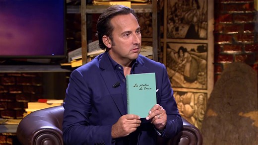 Los habitantes de Corea del norte leen "libros anónimos y patrióticos de un nivel literario bajo"