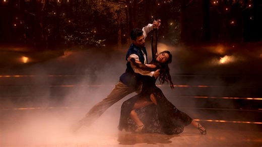 Jen Affleck and pro Jan Ravnik perform a Foxtrot to “As Long as You’re Mine.” #WickedNight #DWTS | Dancing with the Stars