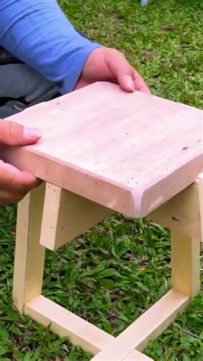 the process of assembling wood to make a table properly and correctly#woodworking