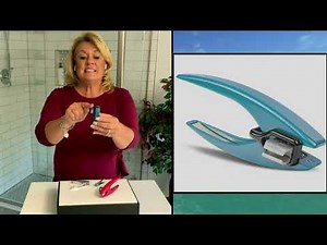 CLIPPERPRO 2.0 Finger or Toe Nail Clipper w/ Swivel Head and Lock on QVC