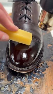 37K views · 2.4K reactions | The Military shoe shine always starts the same way.......Sand, Wax and a lot of  #shoeslover #shoes #shinewithsaphir #shine #photographer | Mr Bull & Shine | Facebook