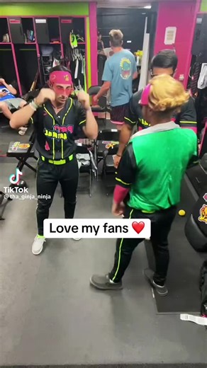 The Dancing Trucker (@thedancingtrucker1)’s videos with original sound - The Dancing Trucker