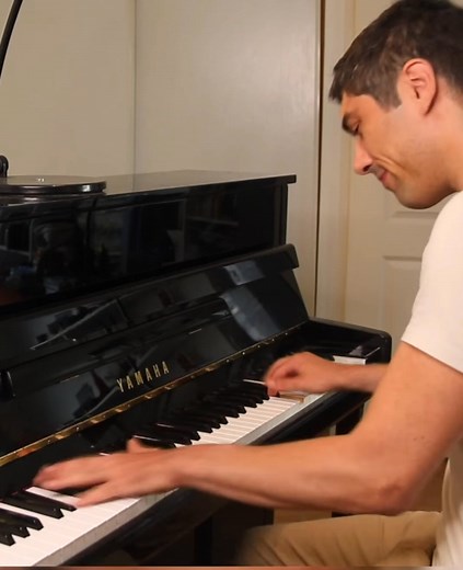 🍂✨ Autumn Leaves — reimagined in a playful Ragtime tempo 🎹 Frank Sinatra, now revived by the talented pianist Victor Demanage on a Yamaha C108. A nostalgic classic meets rhythmic sparkle — where jazz elegance dances with ragtime joy. 🎶 🔖 #AutumnLeaves #FrankSinatra #VictorDemanage #RagtimePiano #YamahaC108 #PianoPerformance #JazzClassic #TimelessMusic #PianoArtistry #VintageVibes #GoldenEraMusic #PianoCover #MusicLovers #RetroJazz #PianistLife | Antique Pianos
