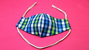 76K views · 536 reactions | Hello everyone, in today's video I've shared a very simple tutorial for this homemade DIY fabric face mask . It is reusable and washable at home. Connect with us https://www.facebook.com/groups/541837043355856/ https://in.pinterest.com/creativecraftstudio77/ https://creativecraftstudio.in/ https://www.youtube.com/creativecraftstudio/ https://www.instagram.com/creativecraftstudio77/ | Creative Craft Studio | Facebook