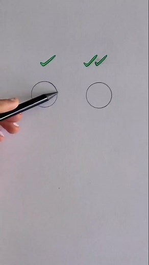 How to draw wavy hair 💇‍♀️ #art #artwork #draw #drawing #howto #tutorial #cartoon #anime #sketch #sketchbook