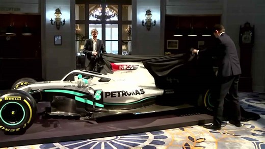 CrowdStrike founder Kurtz buys into Mercedes F1 team