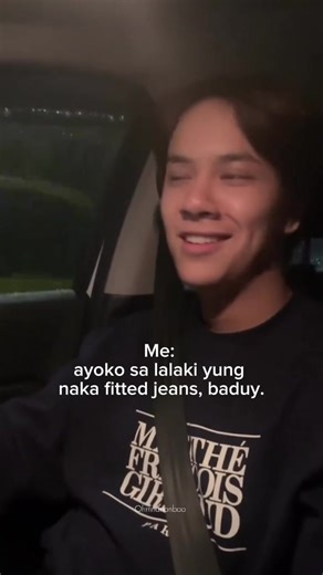 Fitted Jeans Fashion Trends with Ohm Pawat