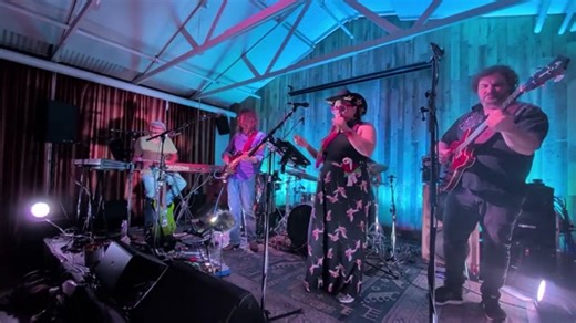 Dead At The Junction ~ Winter Warmer #3 I FREE SHOW! Alex Jordan & Friends The Junction Mill Valley CA Melody Walker 🎙️ Alex Jordan 🎸 Jacob Groopman bass 🎸 Ed Lyon 🎹 Jeremy Hoenig 🥁 | Deadheadland