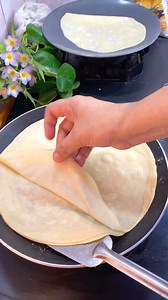 Quick and easy samosa wrapper #samosa #samosawrappers #wrapper #easysnacks | SALT- Cooking & Baking
