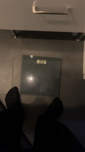 Achieving 100kg: A Young Bodybuilder's Journey