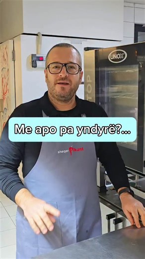 Gentian Ziu | Gjeli i detit ka mjaftueshëm dhjamë vet, kështu që nuk ka nevojë për gjalp ose vaj gjatë pjekjes. Për sa i përket erëzave, për shkak të... | Instagram