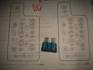 [ダイハツ ハイゼットカーゴ]修理前整備