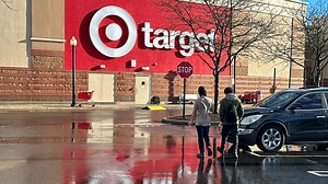 What stores are open, closed Thanksgiving Day, Black Friday 2025?