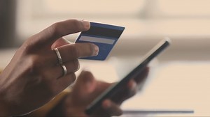 Budgeting for Spring Break: Mom Squad with 3News' Maureen Kyle