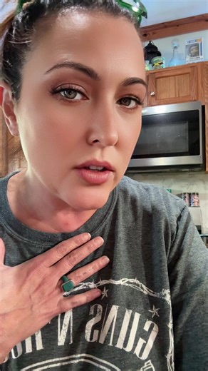 Bennett Peach 🍑 (@bennettpeach)’s videos with original sound - Bennett Peach 🍑