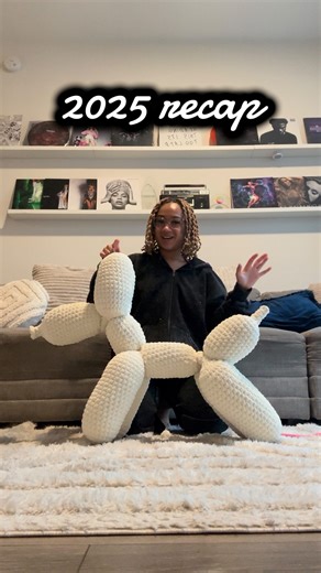 Mes Amis Toys on Instagram: "I genuinely don’t think I’ve learned this much in a year before. In all honesty, my list of goals for this year was not completed. On the other hand, some goals I had were so far surpassed that the goalpost moved so often that I stopped keeping track. The highs were very high, and the lows were very low. I learned to prioritize my mental health and my family above anything else. I learned that God gives you what you need when you need it. I learned that you don’t hav