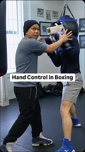 23K views · 12K reactions | Small detail about how to use your physicality in boxing, especially when you’re in close. 壘 Join me at QB Online for $5 monthly or free for members. Link in bio.  Discover the transformative power of boxing at our Vancouver school of boxing. Whether you’re a beginner, amateur fighter, or a pro, progress thru the sport with us. Don’t miss out on our two-week trial! Link in bio. #boxingdrills | Quinit Boxing | Facebook