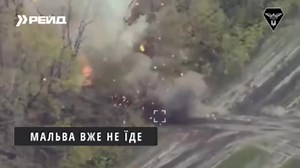 Insane Detonation of a Russian 152mm Heavy Gun Loaded Down with Ammunition