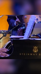 Let the season shine with Tony Bennett's rendition of "Silver Bells" from 'A Swingin’ Christmas'. ❄️🔔 #12DaysofTony | Tony Bennett