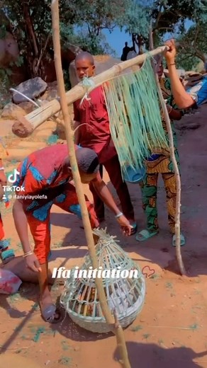 72 reactions | Hand Of Ifa & Ifa Initiation Isefa receiving hands of...