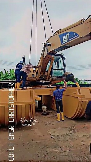 excavator to swamp buggy conversion process.!