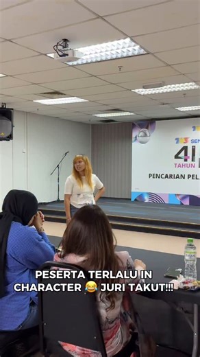 KAK ! DEKAT SANGAT TU 🙄 TAKUT JURI Sempena ulang tahun TV3 yang ke-41, kami bawakan something special untuk uolls! Kalau anda ada cerita yang luar biasa atau bakat lakonan yang hebat, jom sertai Ujibakat Pencarian Pelakon Drama Sangat & Pitch Story Anda ke TV3! Kompleks Perdanasiswa, Universiti Malaya - 14 Jun Blok D&E, Taylor’s University Lakeside Campus - 21 Jun Jam: 11 pagi - 6 petang TUNGGU APA LAGI? PELUANG ANDA UNTUK MENJADI TERPALING POPULAR & VASSS SUDAH TIBA! 🔥 #41TAHUNPENUHDRAMA | Dr