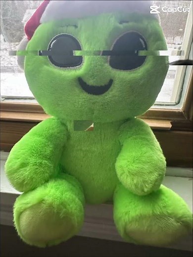 Christmas alien edit