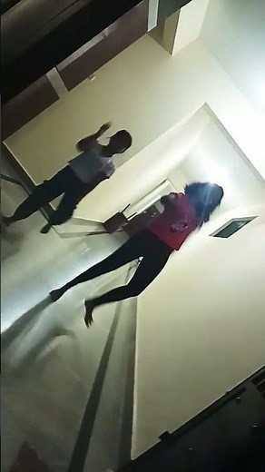 Crop top girls dancing