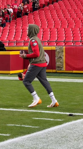 573K views · 13K reactions | Loading  | The Kansas City Chiefs | Facebook