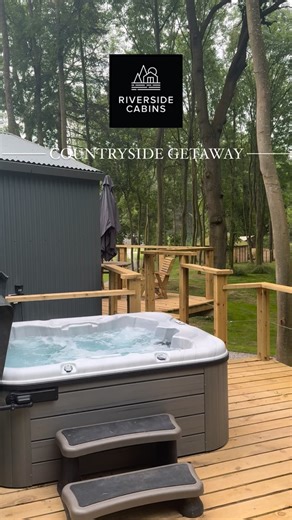 🌻 Escape to the rivers edge 🌻 At riverside cabins, every stay begins with the calming sound of flowing water & the feeling of leaving real life far behind. Tucked away in peaceful woodland, our cabins offer the perfect blend of luxury & nature - think comfy beds, underfloor heating, stylish interiors & all the mod cons you need to unwind in total bliss. Step outside & you’ll find your own slice of tranquility waiting! Enjoy morning coffees overlooking the river, afternoons paddle boarding or k