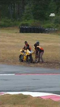 RACE HIGHLIGHTS 🔴 🏁 Quad Lock Superbike Race 1 at Ridge Motorsports Park #motorcycle