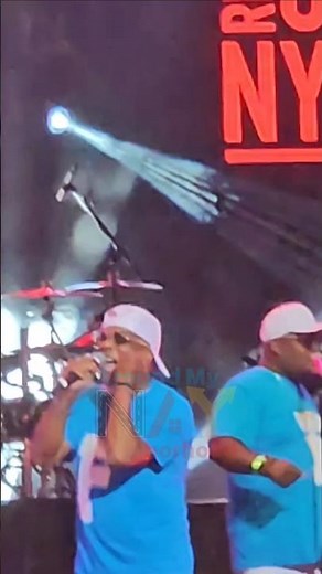 Force MDs performing Tender Love 🎶 #rnb #forcemds #concert