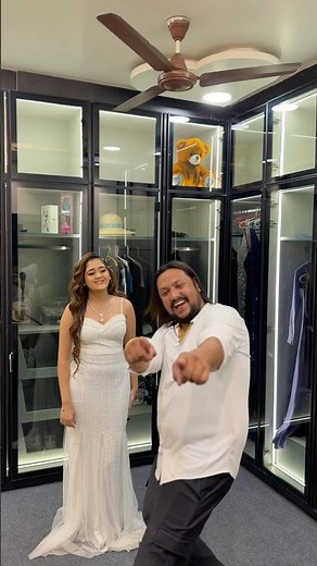 Phoolo Sa Chehra Tera✨😍#bindasskavya #birthdaycelebration #papa