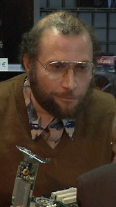 216K views · 1.1K reactions | LUNAIRE ! MAIS ELLE EST DE QUELLE COULEUR VOTRE IMPRIMANTE ? #sketch #caméracachée #prank | Les caméras cachées de François Damiens | Facebook