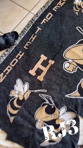 23K views · 534 reactions | Tapestry Skirt/Short Sets for Les Twins‍♀️ KylaxNyla  #rj3customs #mississippidesigner #tapestryoutfit #inspo | Lee Roy III | Facebook