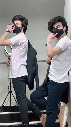 Favourite Eye wink for ever 👀😉#foryoupage #trending #strongvibes❤️ #foryou #fyp @๑❥ZainiVibes007๑❥