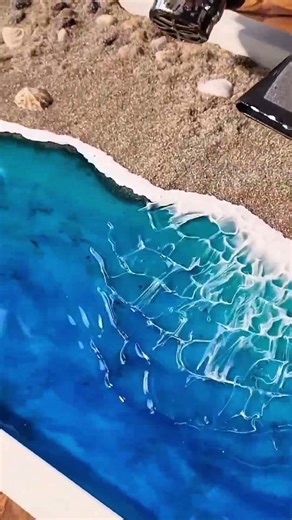 How to create wave effects with a heat gun. #resinart #shorts #diycrafts