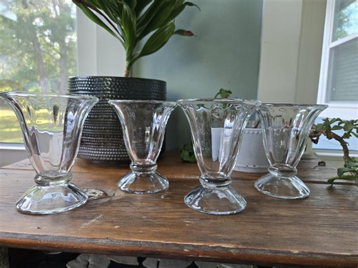 Vintage Libbey Clear Glass Ice Cream Sundae Dishes/tulip Footed Parfait Cups/retro Soda Fountain Glassware- Set of 4- 5"t - Etsy
