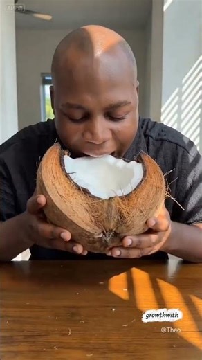 This Coconut Is Not Normal 😳