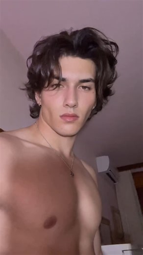 florian franzo | Something in my eye again - - - #model #asian #hair #wolfcut #skincare #menshair #floriandoa | Instagram