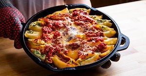 Stuffed Shells with Spinach and Ricotta - Sip and Feast