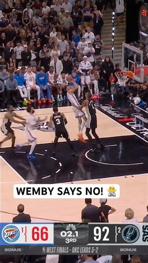 Wemby blocks Chet at the end of the 3rd!